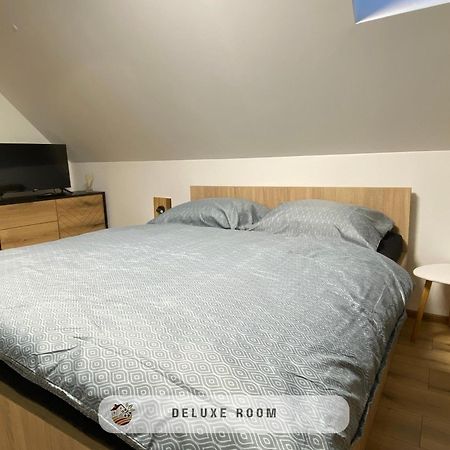 Apartmanovy Dom Visnove 外观 照片