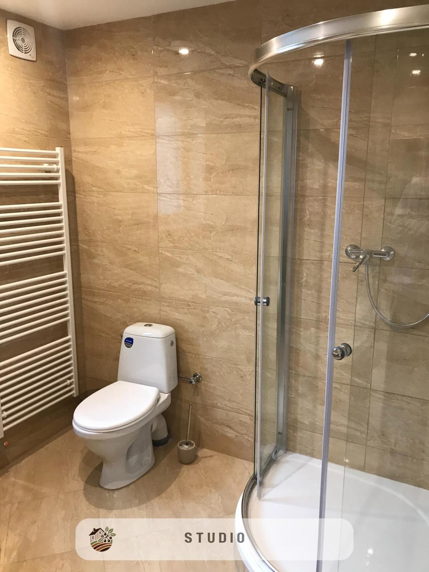 Apartmanovy Dom Visnove 外观 照片