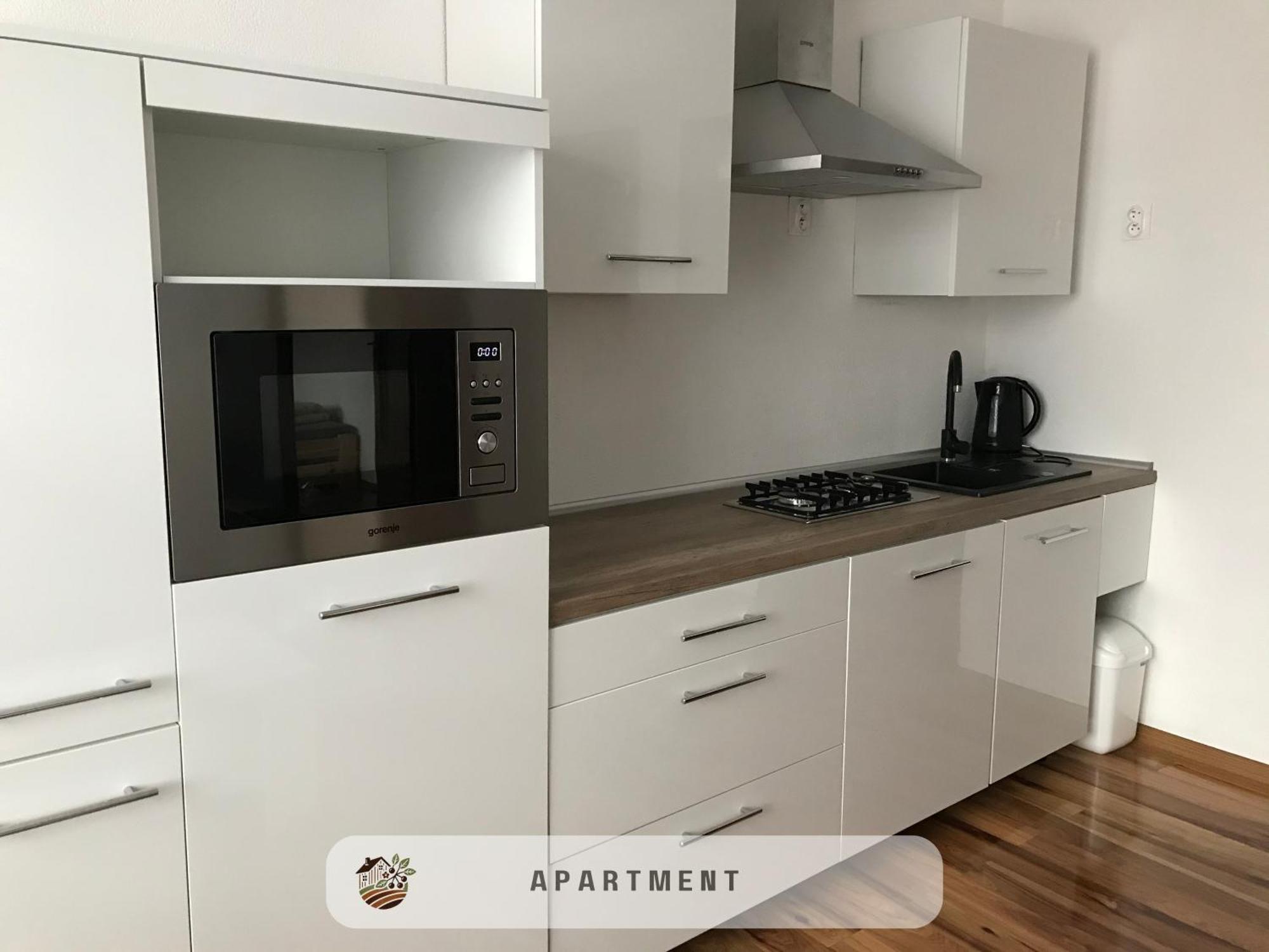 Apartmanovy Dom Visnove 外观 照片