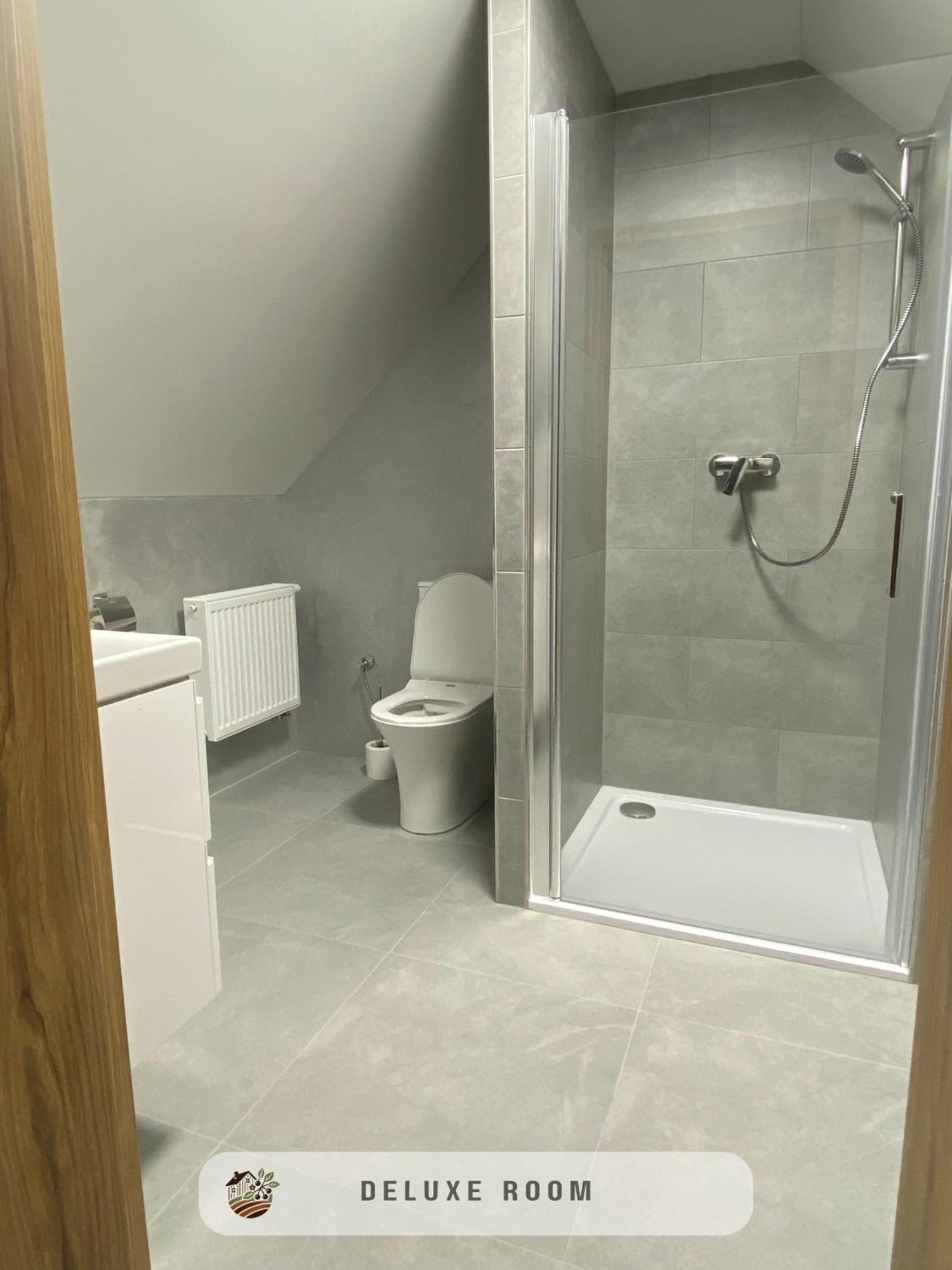 Apartmanovy Dom Visnove 外观 照片