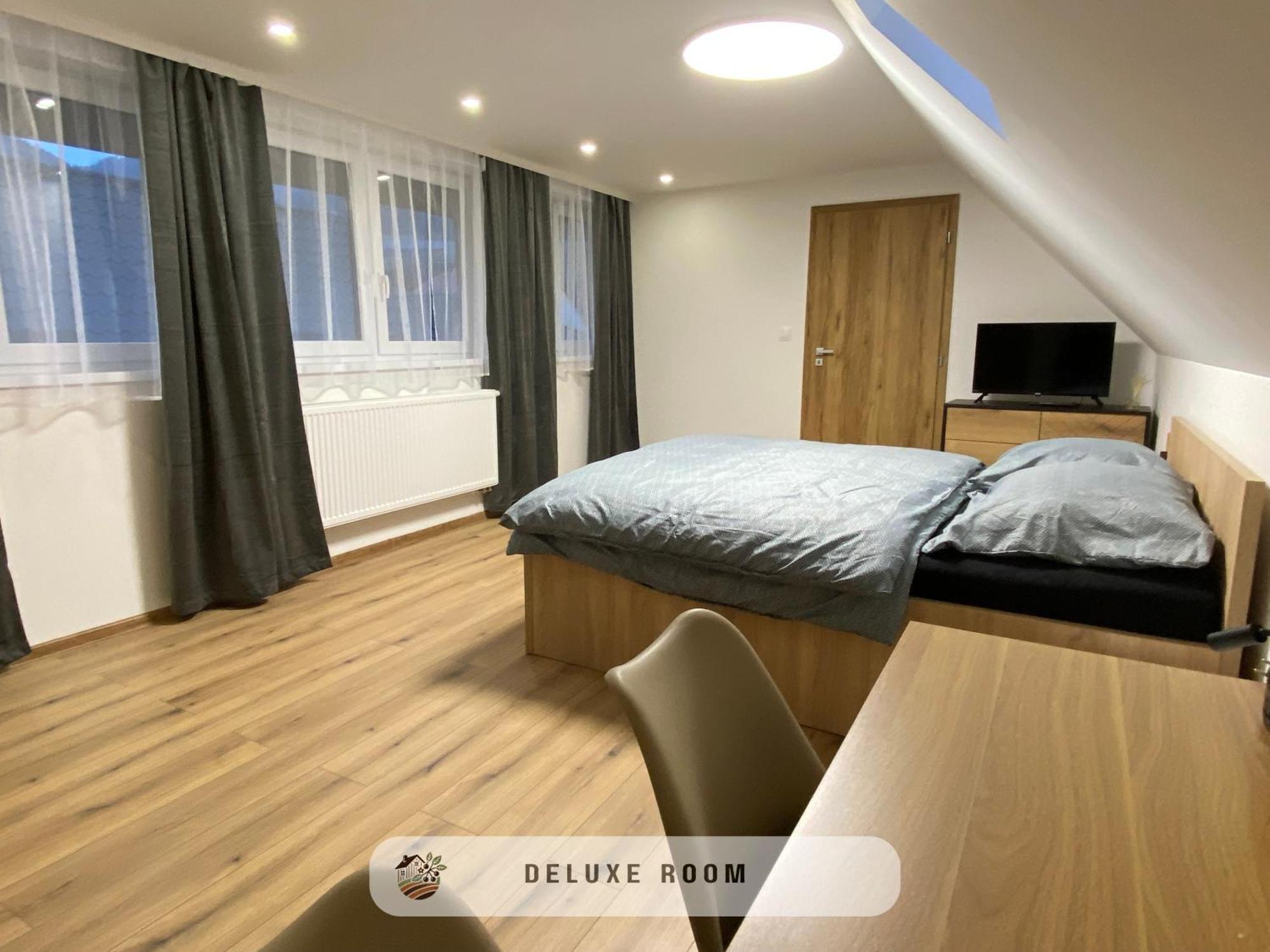 Apartmanovy Dom Visnove 外观 照片