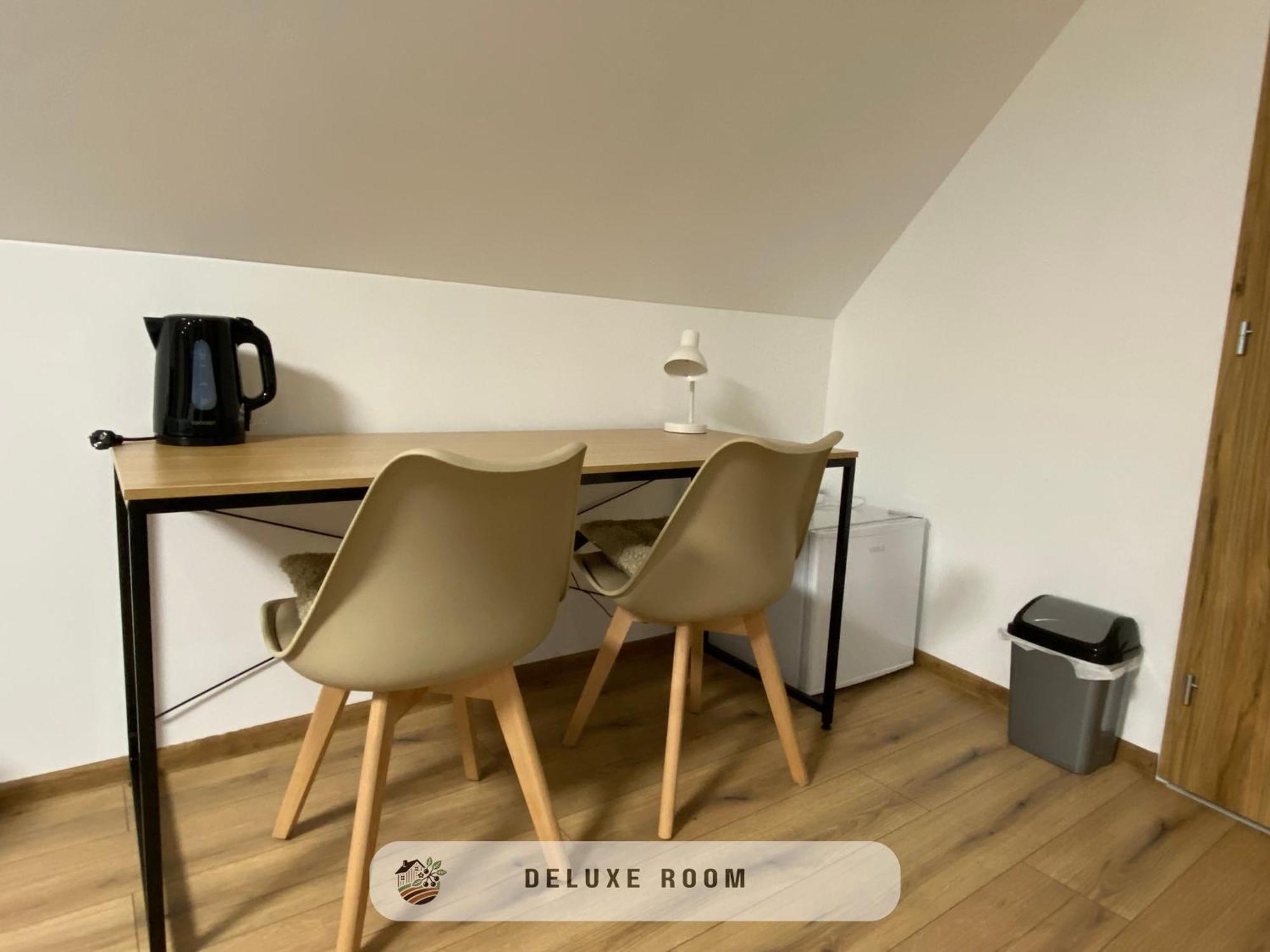 Apartmanovy Dom Visnove 外观 照片